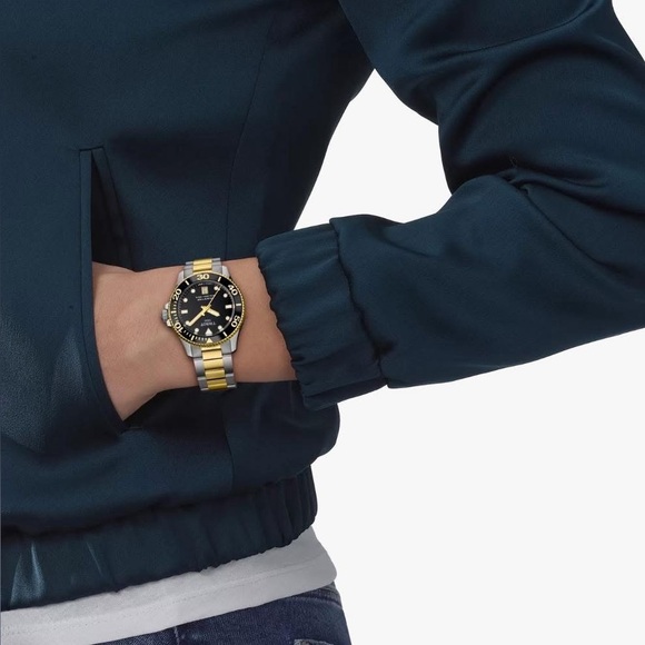 💰SOLD - T120.210.22.051.00 - Tissot Women’s Seastar 1000 Quartz Watch - Picture 13 of 13